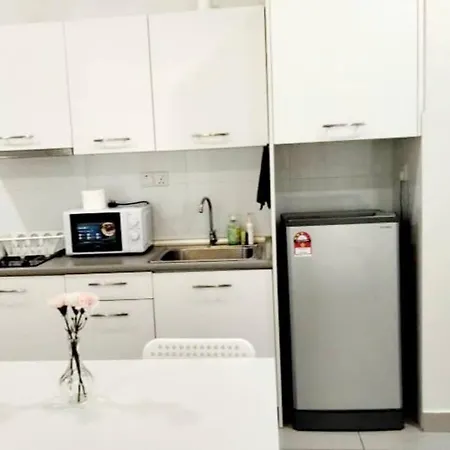Cq30 - Self Check In - Netflix- Wifi- Parking- Cyberjaya- Balcony, 2014 Apartment Exterior photo