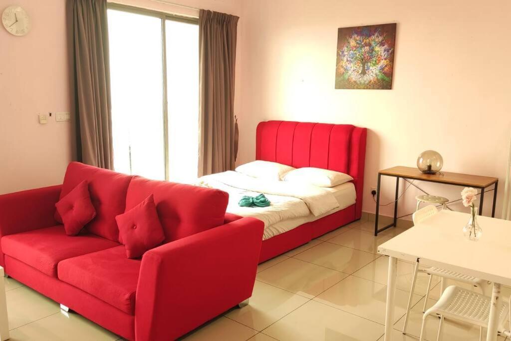 Cq30 - Self Check In - Netflix- Wifi- Parking- Cyberjaya- Balcony, 2014 Cyberjaya